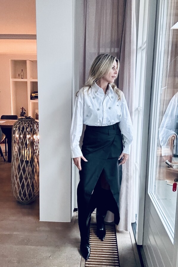Van €69 naar €25! 🏷️  Rok lang chino - hoge schuine split